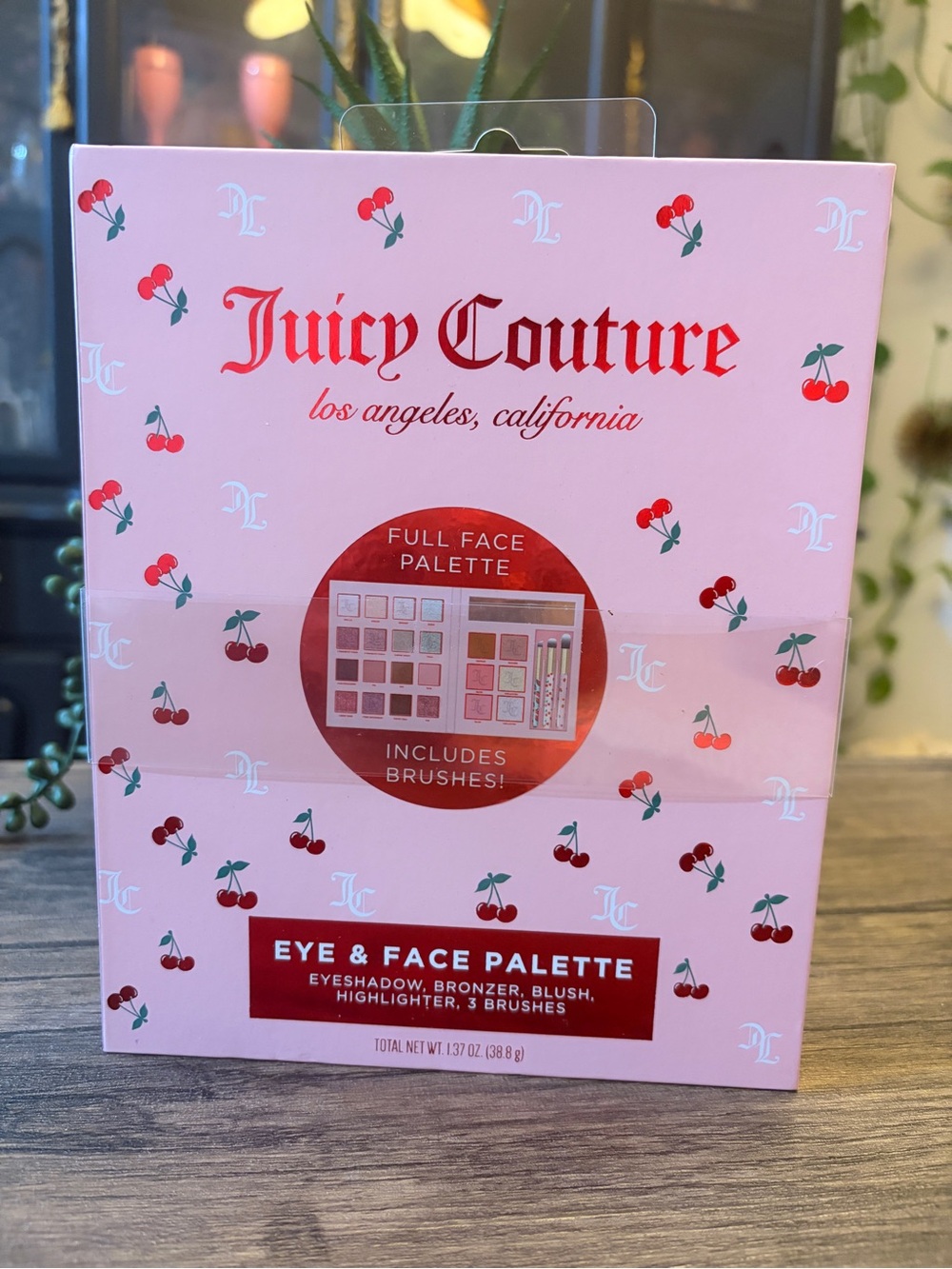 Juicy Couture Pink Cherry Eye & Face Palette with set of 3 makeup brushes